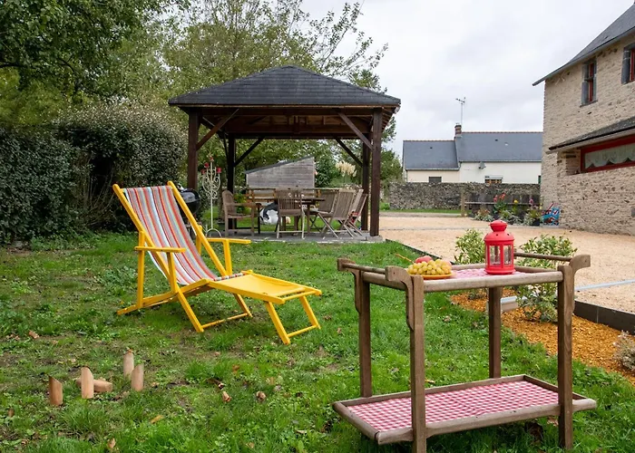 Casa de Férias Maison De Campagne Spacieuse Avec Piscine Privee Et Jardin Clos - Fr-1-306-1114 *