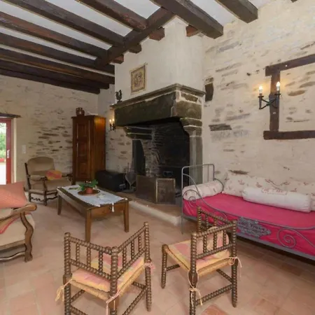 Maison De Campagne Spacieuse Avec Piscine Privee Et Jardin Clos - Fr-1-306-1114 بيت للعطل