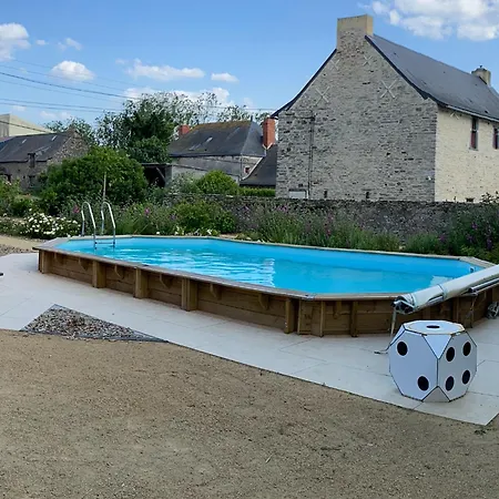 Maison De Campagne Spacieuse Avec Piscine Privee Et Jardin Clos - Fr-1-306-1114 * Pannecé